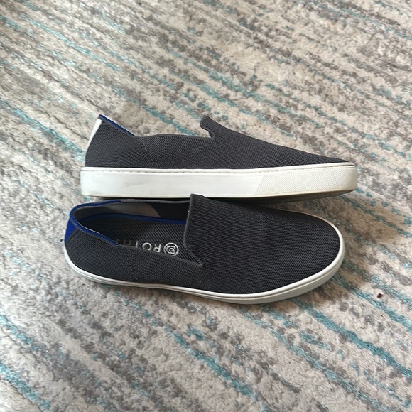 EUC Rothy’s slate gray sneaker- size 9 - Picture 2 of 8